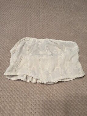 SHEIN Cream Lace Strapless Bandeau